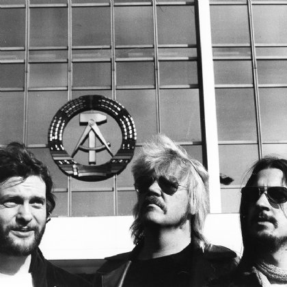 TD in front of 'Palast der Republik' 1980: Johannes Schmoelling, Edgar Froese, Christopher Franke © Monique Froese